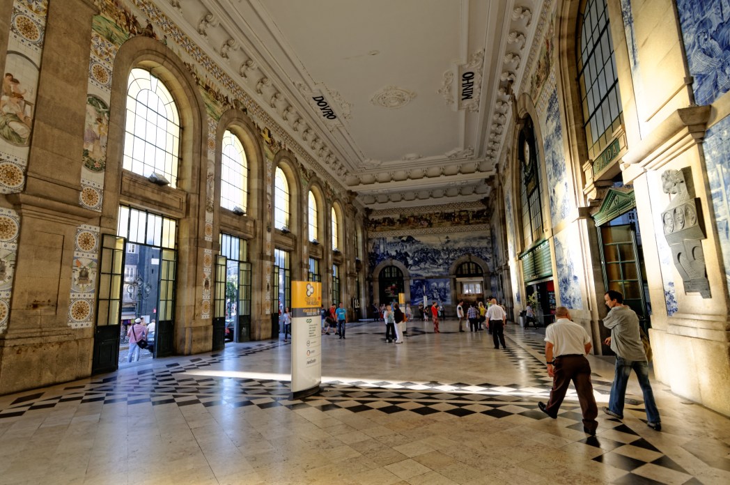 Cosa vedere a Porto, in Portogallo: Stazione di São Bento